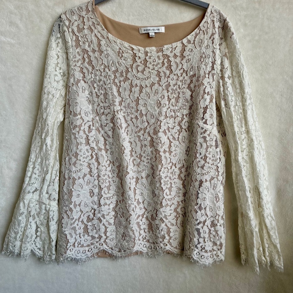 Rose + Olive Cream Long Sleeve Lace Lined‎ Top Size Large